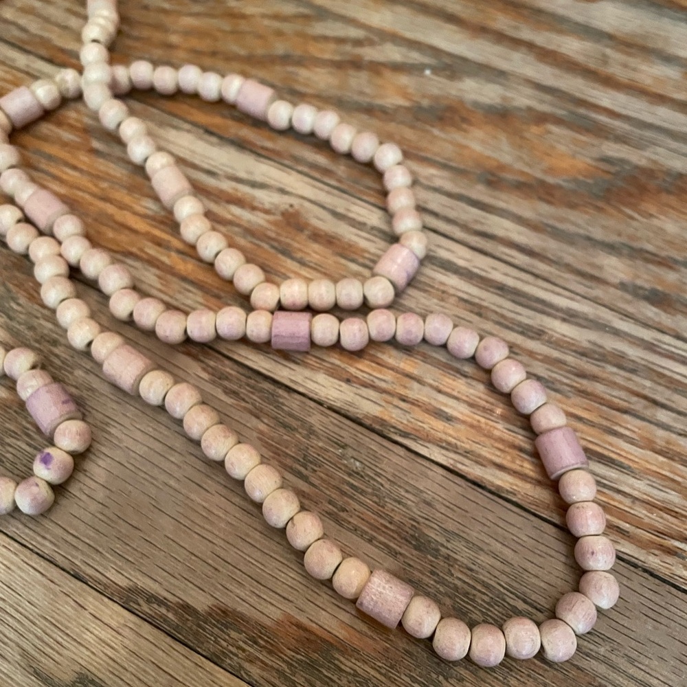 Beaded Necklaces (red, cream and black) - Picture 6 of 6